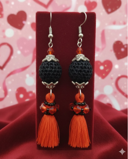 Háčkované dizajnové náušnice "Čierna vdova"